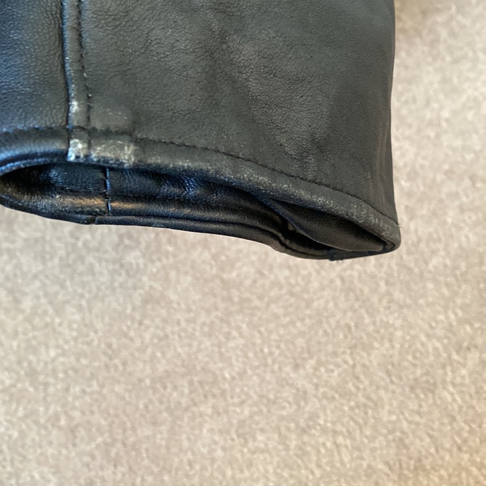 Vintage black Leather jacket - Picture 5 of 15